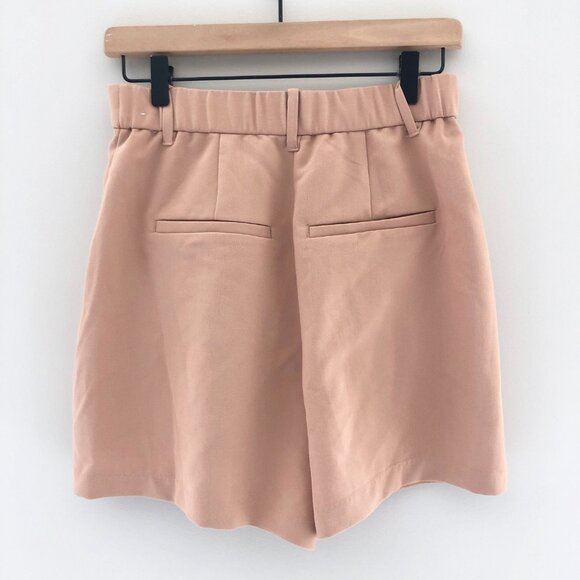 Abercrombie Ultra High Rise Tailored Pleated Shorts - Picture 3 of 4
